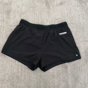 Vuori Chase performance shorts size L